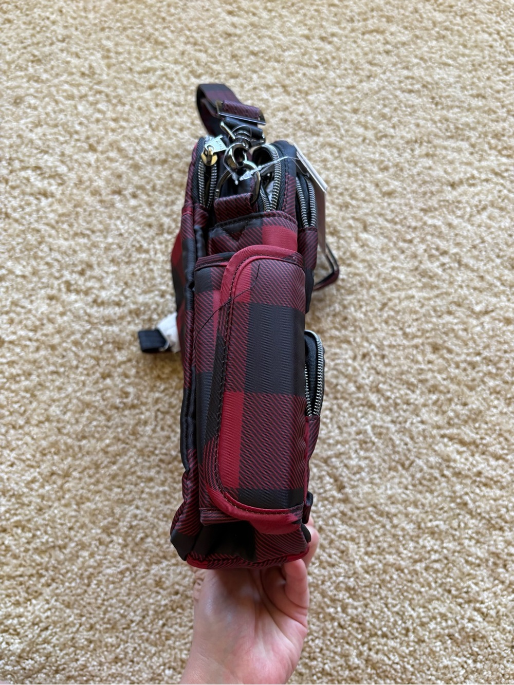 Lug Compass Crossbody Bag Buffalo Check Red Black RFID Quilted Travel Bag NWT - Picture 6 of 12